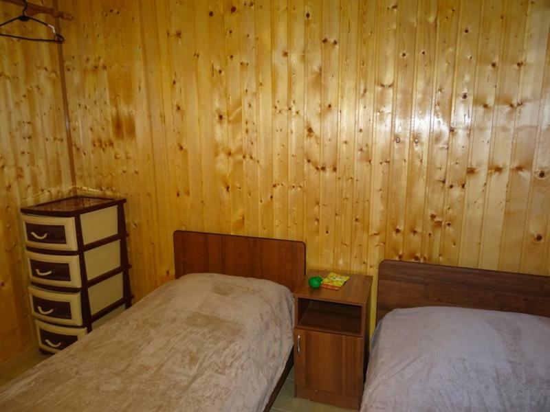 Guesthouse On Zheleznodorozhnaya Sukhumi Esterno foto