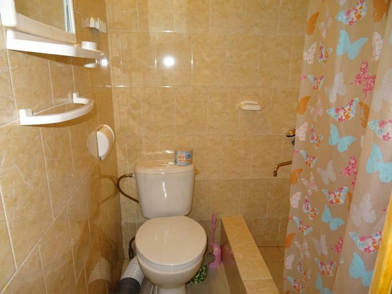Guesthouse On Zheleznodorozhnaya Sukhumi Esterno foto